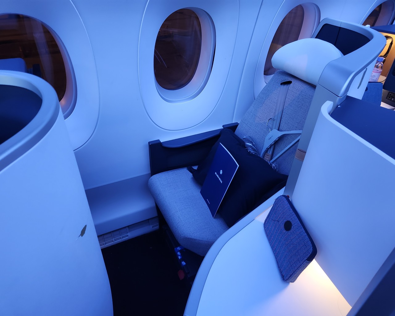 Review Of Air France Flight From Washington To Paris In Business