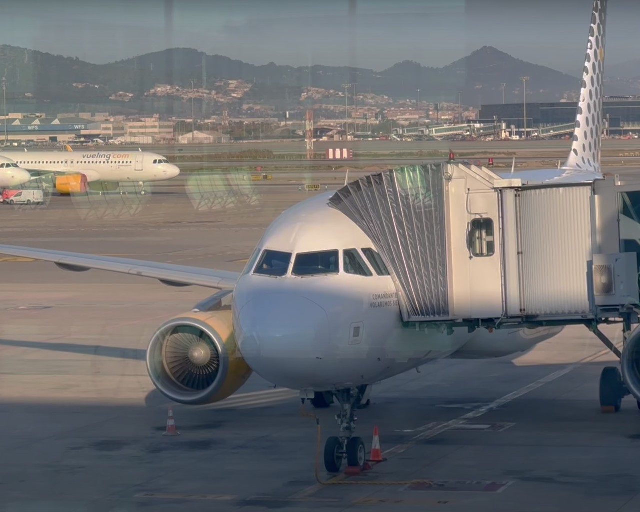 Review Of Vueling Airlines Flight From Barcelona To Athens In Premium Eco