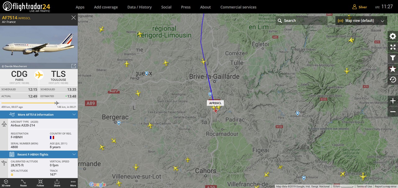 photo screenshot_2019-09-04-live-flight-tracker-real-time-flight-tracker-map-flightradar24