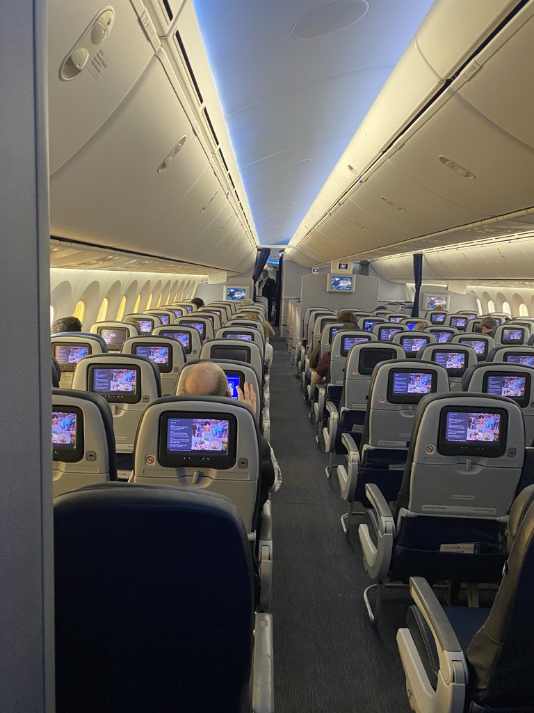 Review Of United Flight From London To Washington In Economy
