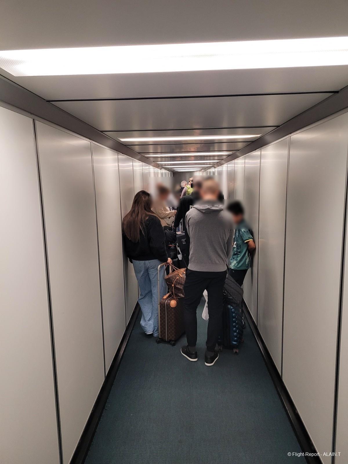 photo 20251216_192226-49002