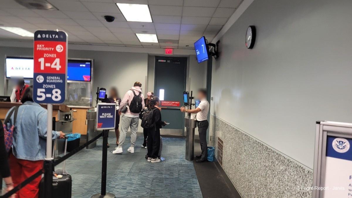 photo 20250811_182057-30408