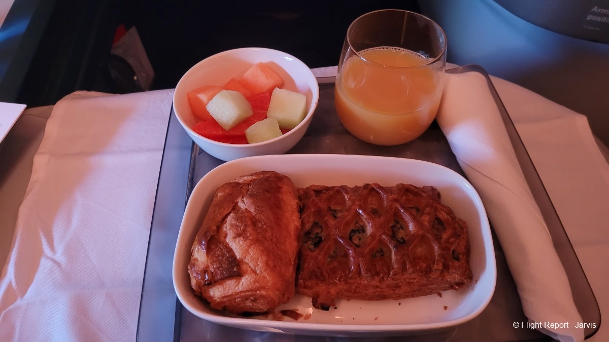 photo 20250826_030452