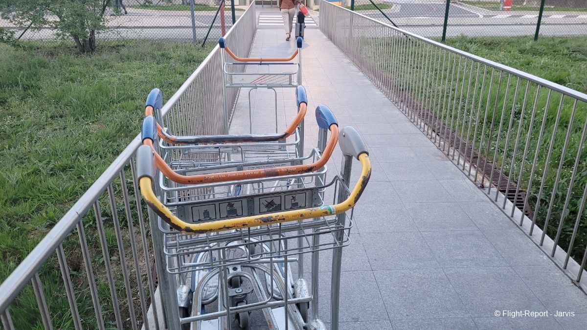 photo 20250408_203201