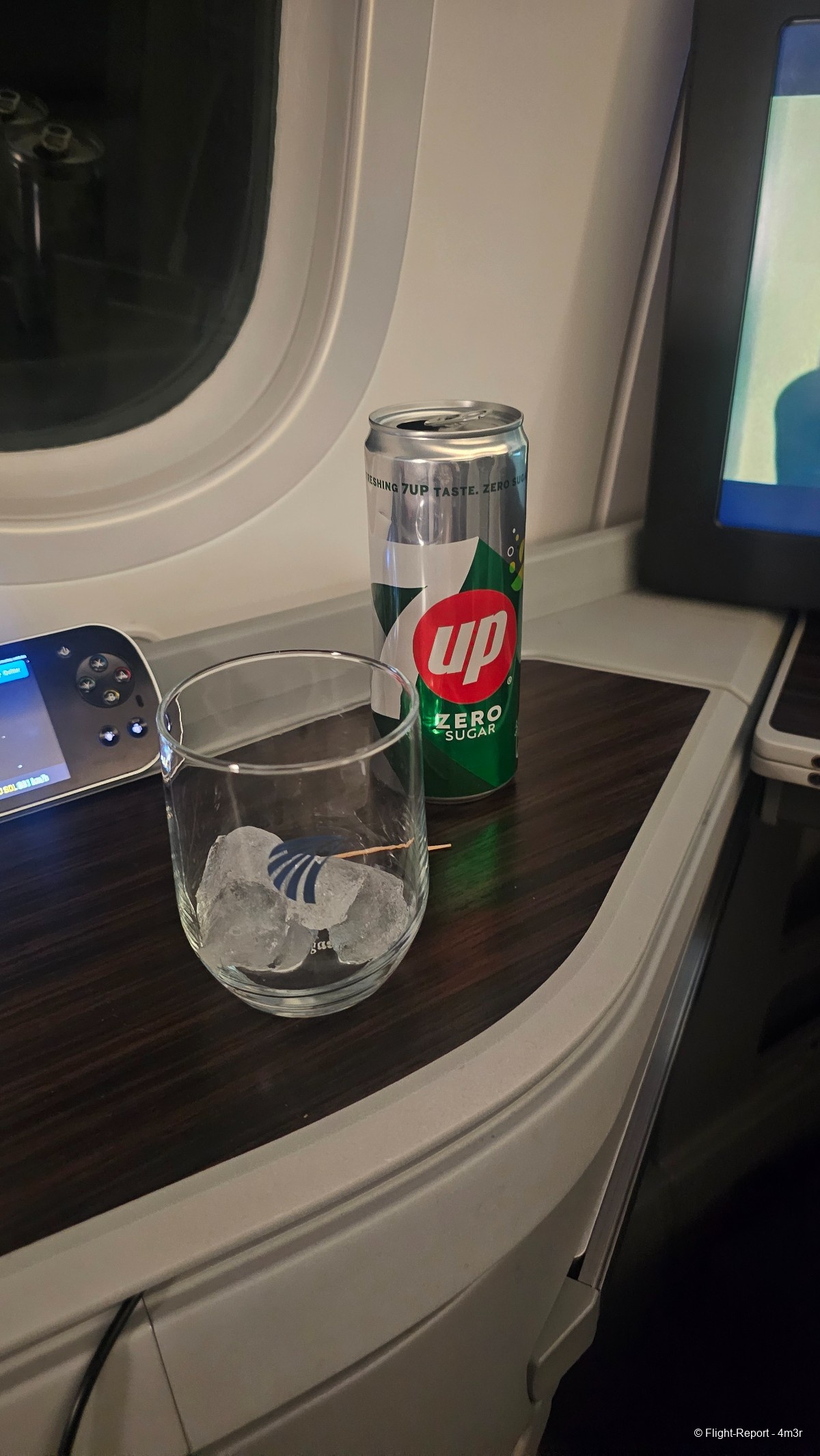 photo 20251223_203858