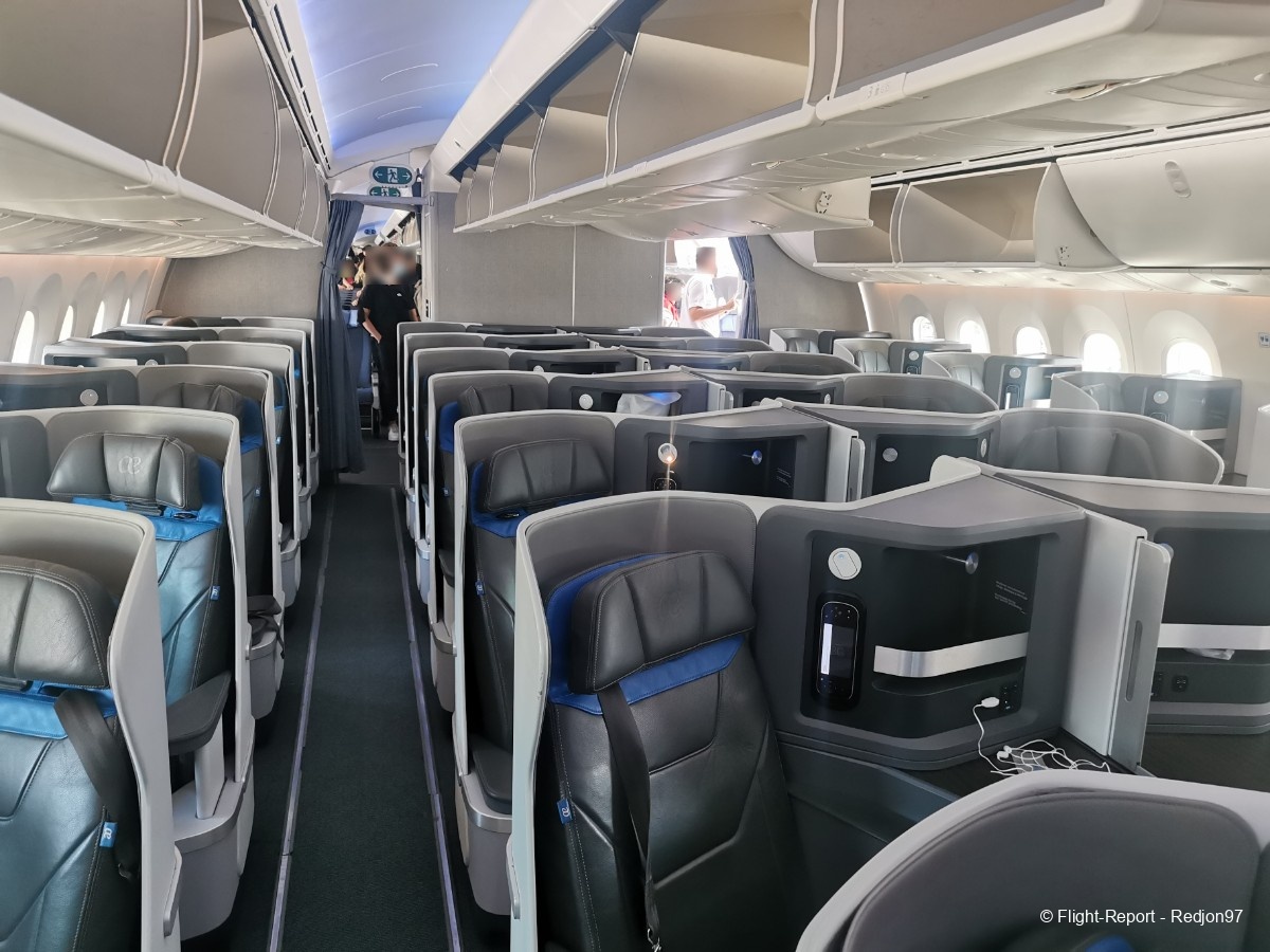 Review of Air Europa flight from Amsterdam to Madrid in Business