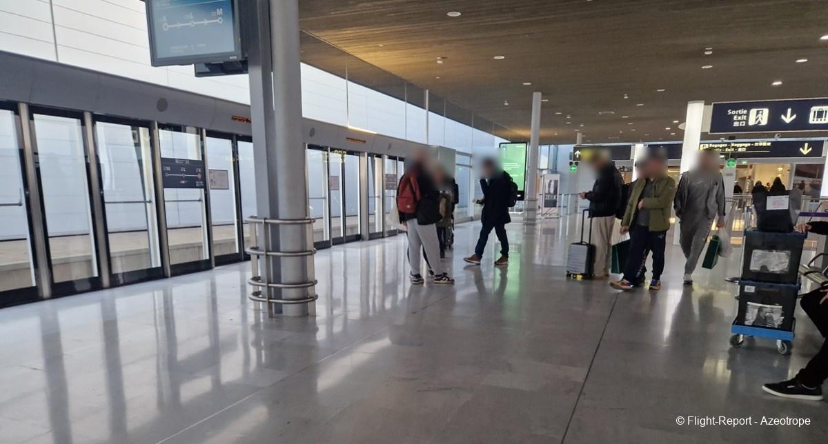 photo cdg-sin-12-42438