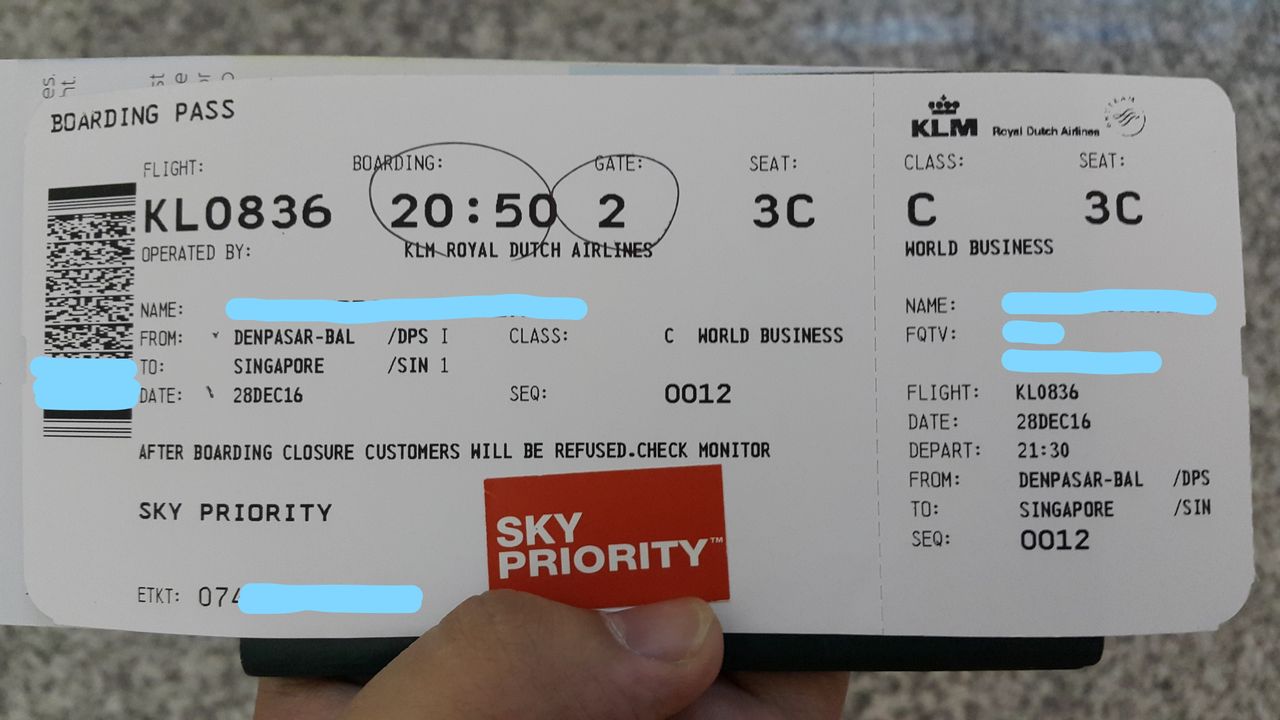 Review of KLM flight from Denpasar to Singapore in Business
