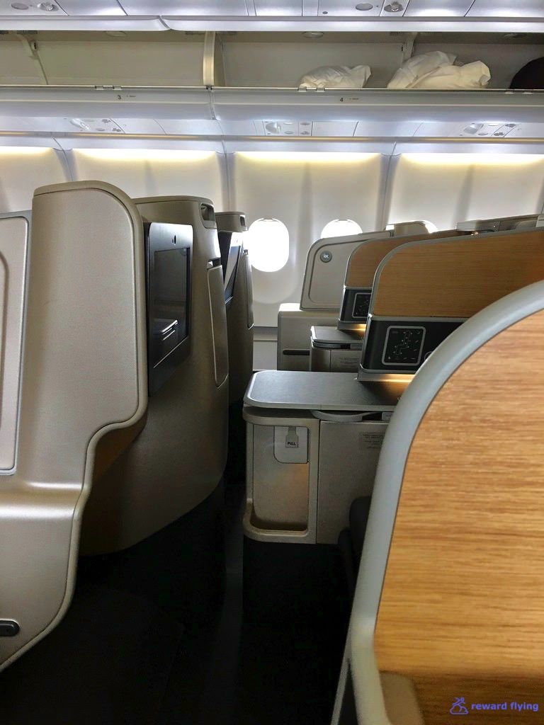 Review of Qantas flight from Sydney to Perth in Business