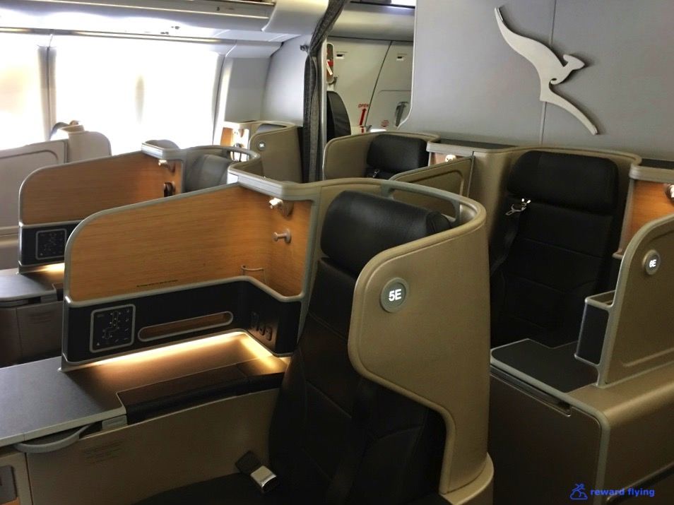 Review of Qantas flight from Sydney to Perth in Business