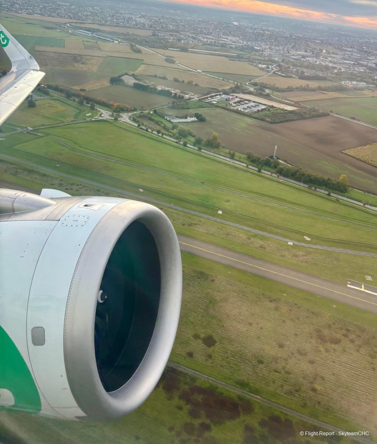 photo whatsapp-image-2025-10-31-at-213105-10