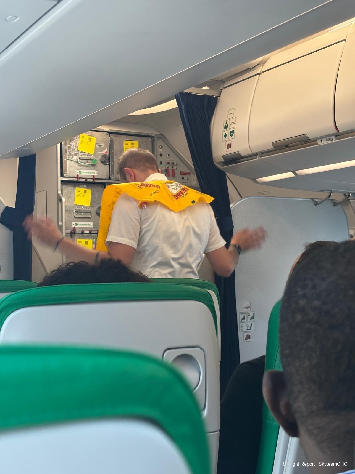 photo whatsapp-image-2025-10-31-at-213105-7