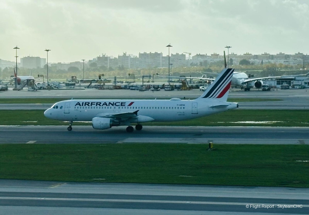 photo whatsapp-image-2025-11-16-at-083836