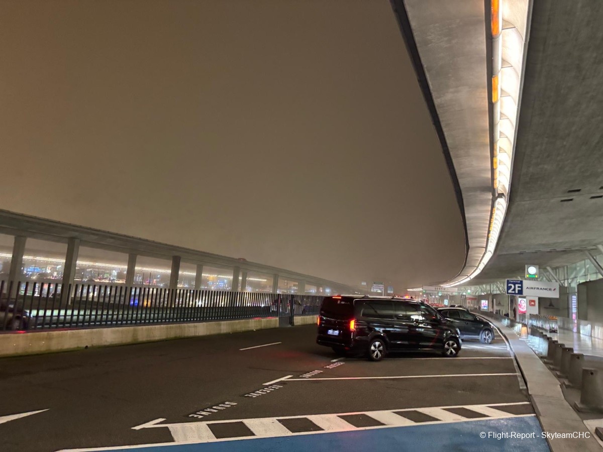 photo whatsapp-image-2025-12-14-at-093820