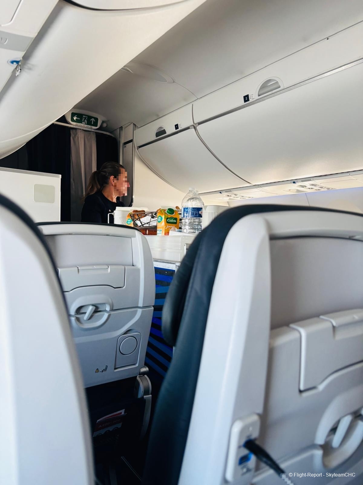 photo whatsapp-image-2025-12-14-at-093953-2