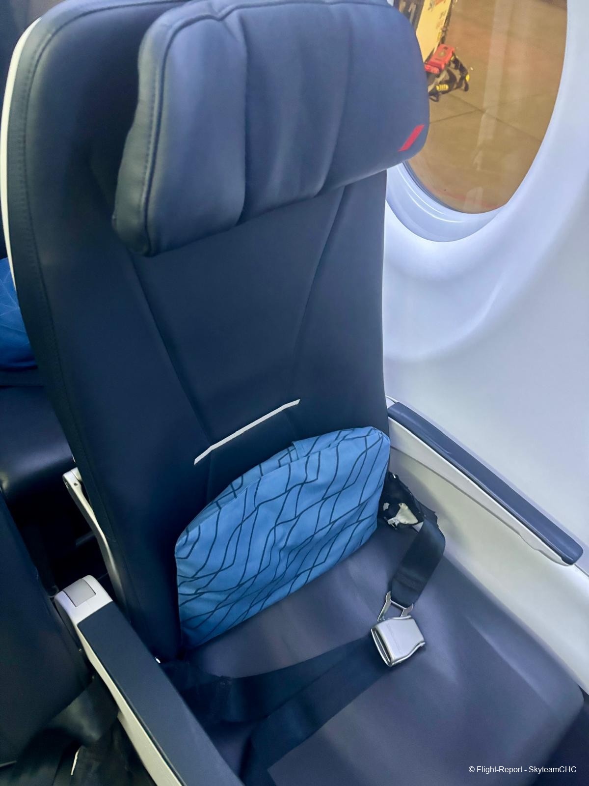 photo whatsapp-image-2025-12-14-at-154801