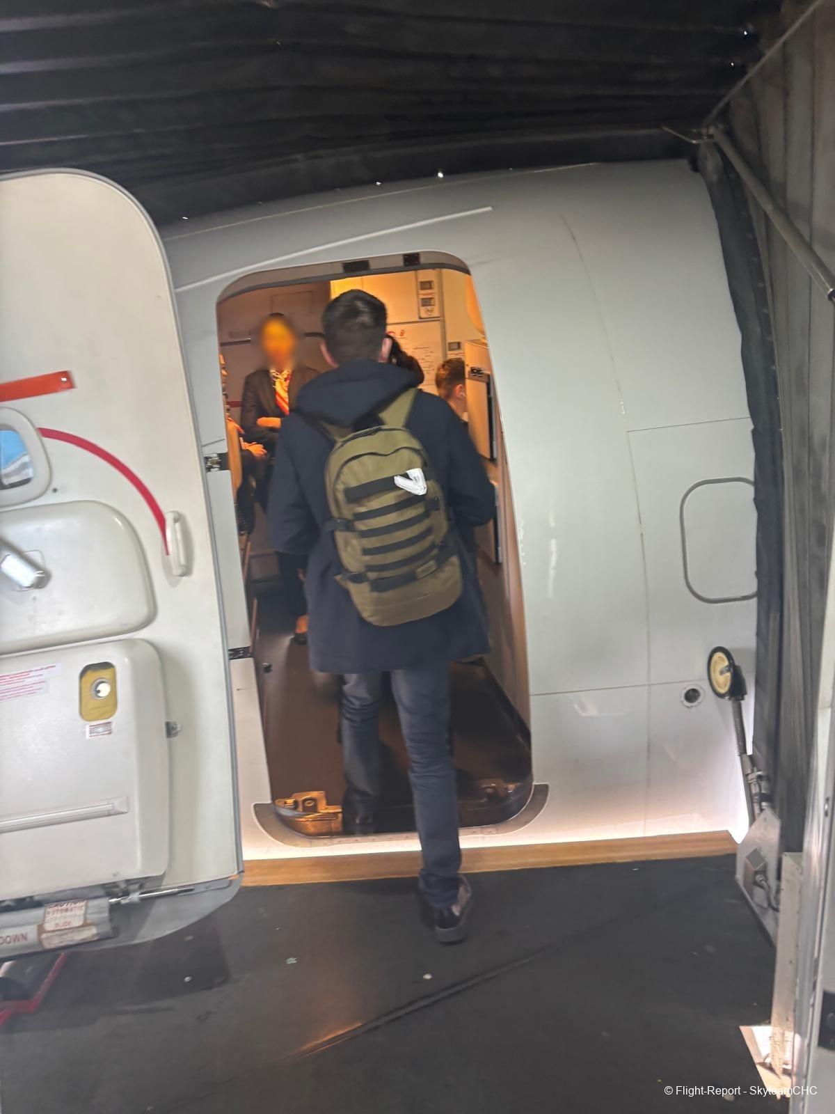 photo whatsapp-image-2026-04-15-at-095803-17-44935