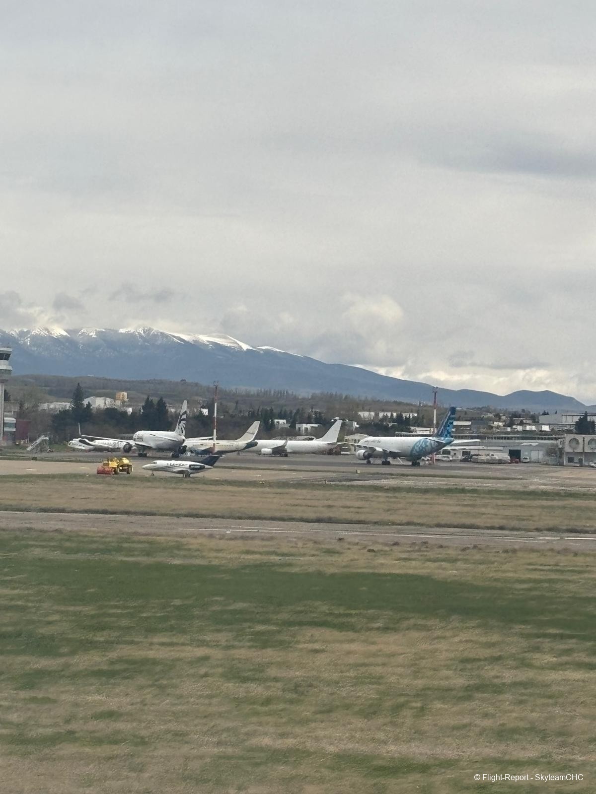 photo whatsapp-image-2026-04-15-at-095803-34