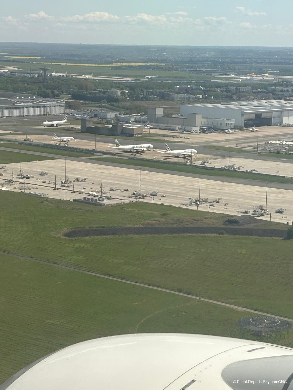 photo whatsapp-image-2026-04-15-at-095803-55