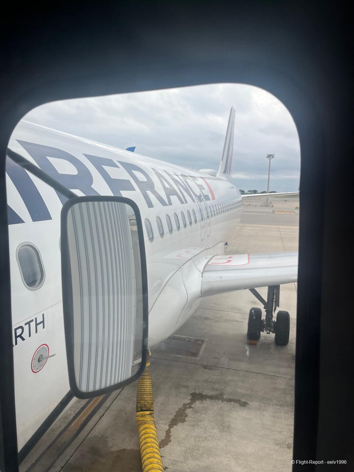 photo whatsapp-image-2025-12-12-at-10594910