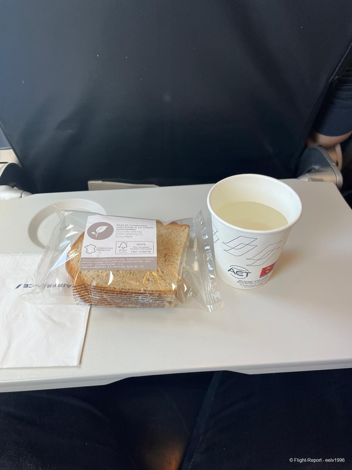 photo whatsapp-image-2025-12-12-at-10594936