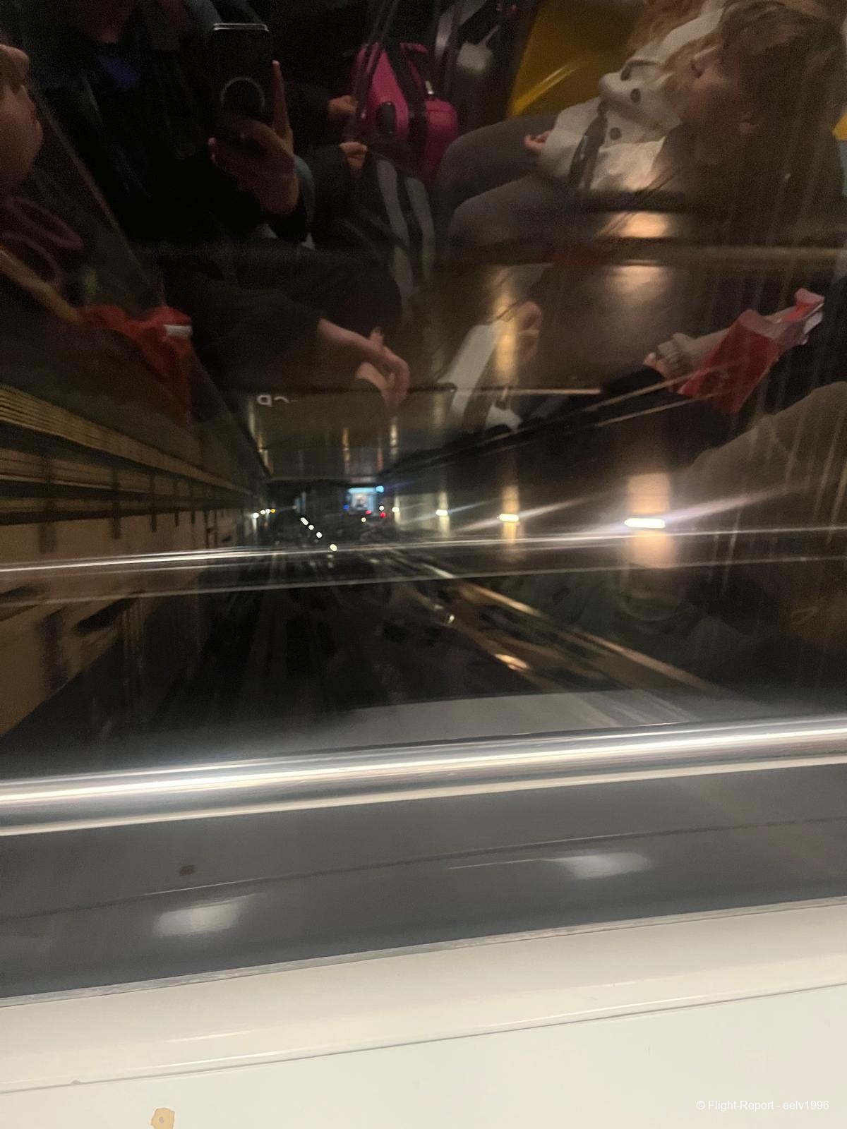 photo whatsapp-image-2025-12-12-at-115951