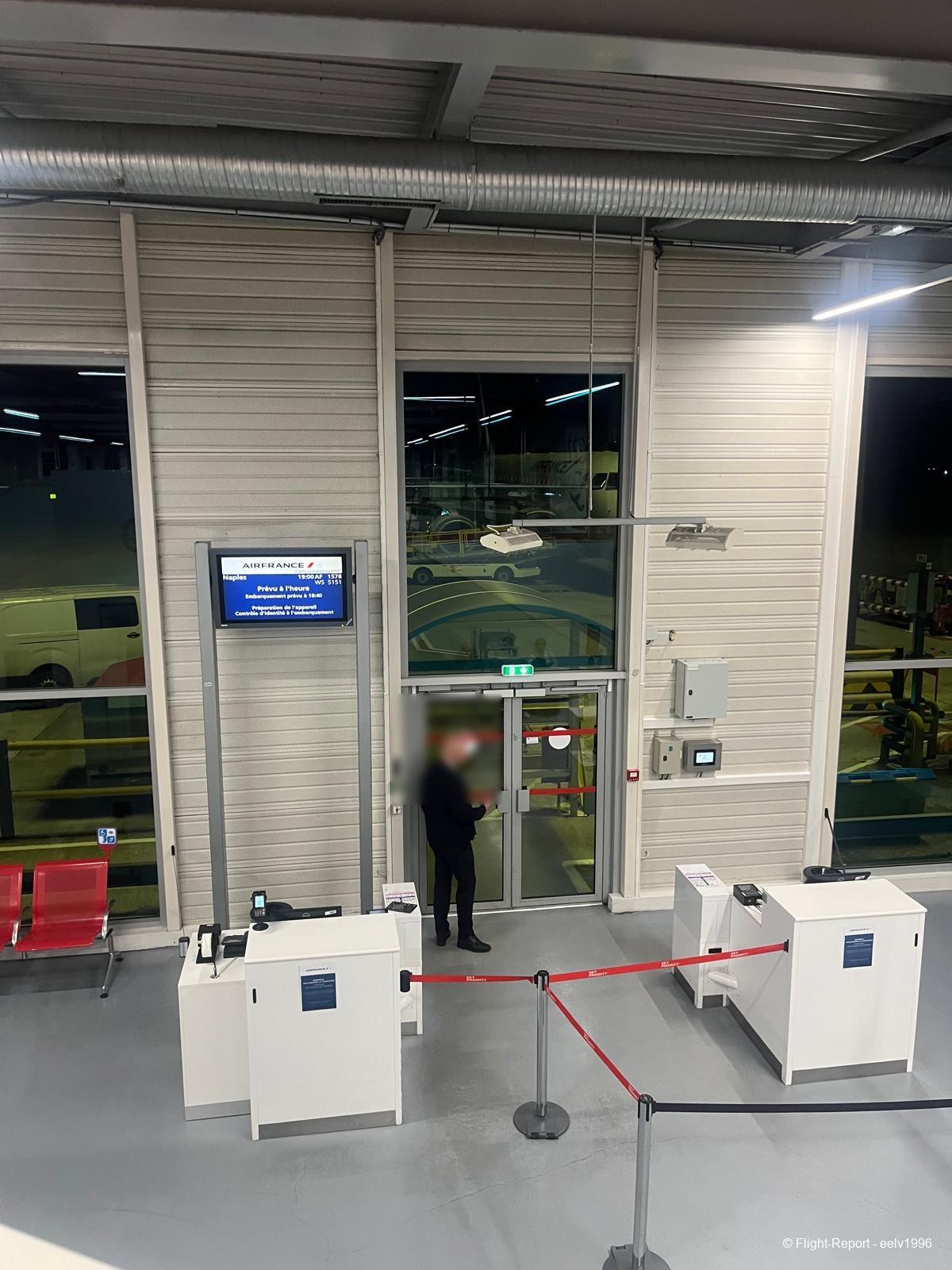 photo whatsapp-image-2025-12-12-at-11595215-21528