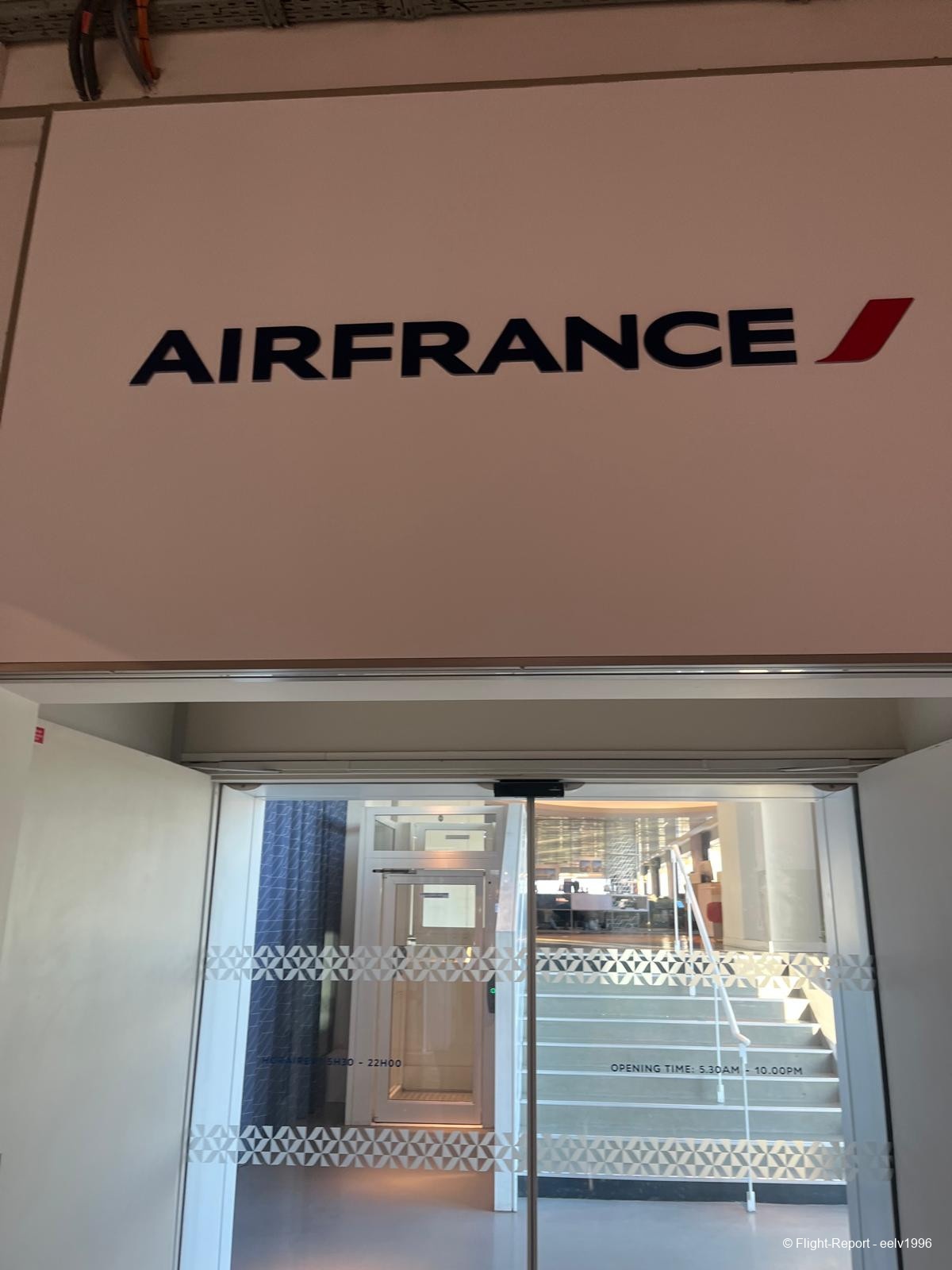 photo whatsapp-image-2025-12-12-at-1159524