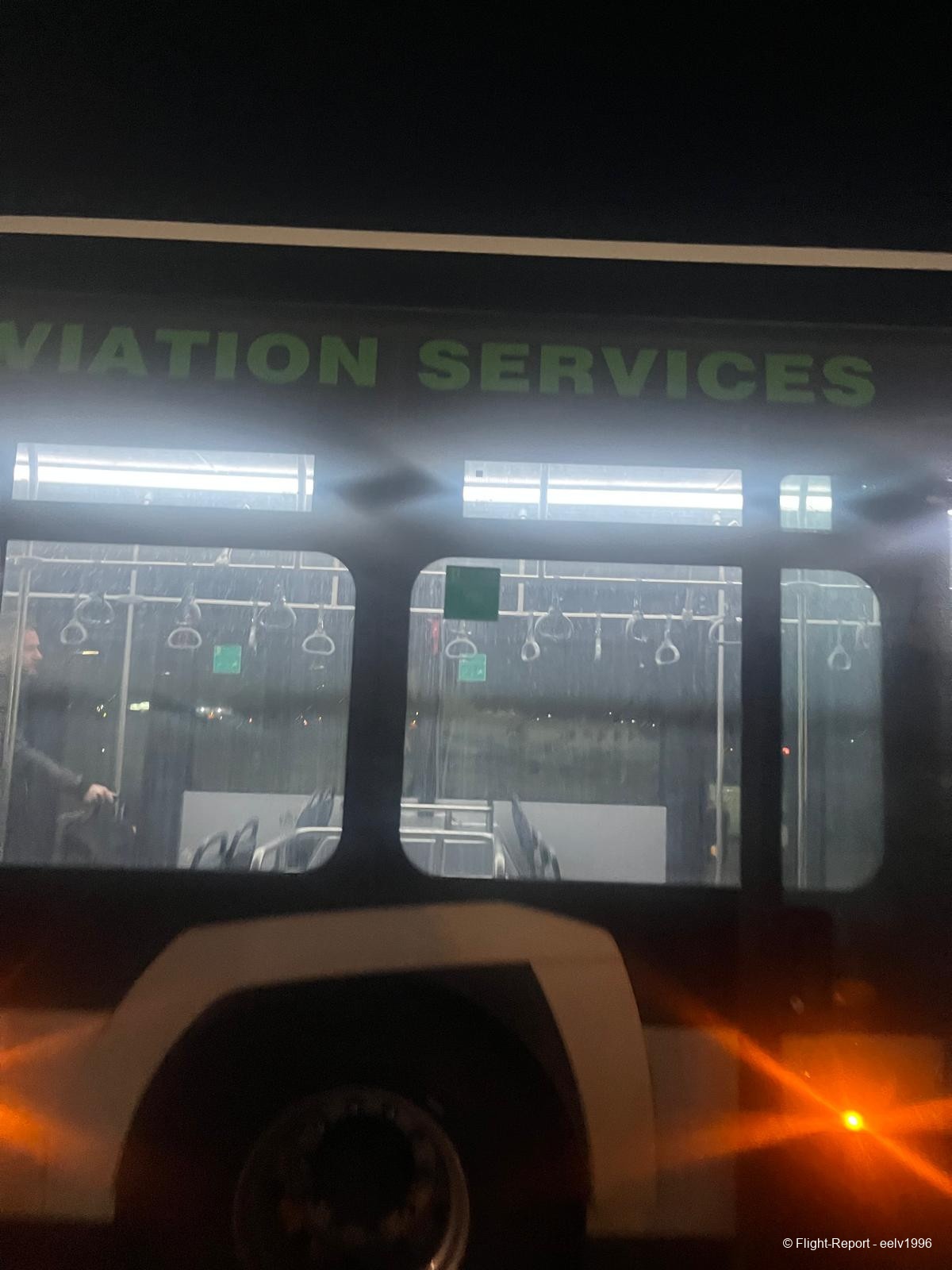 photo whatsapp-image-2025-12-12-at-11595512