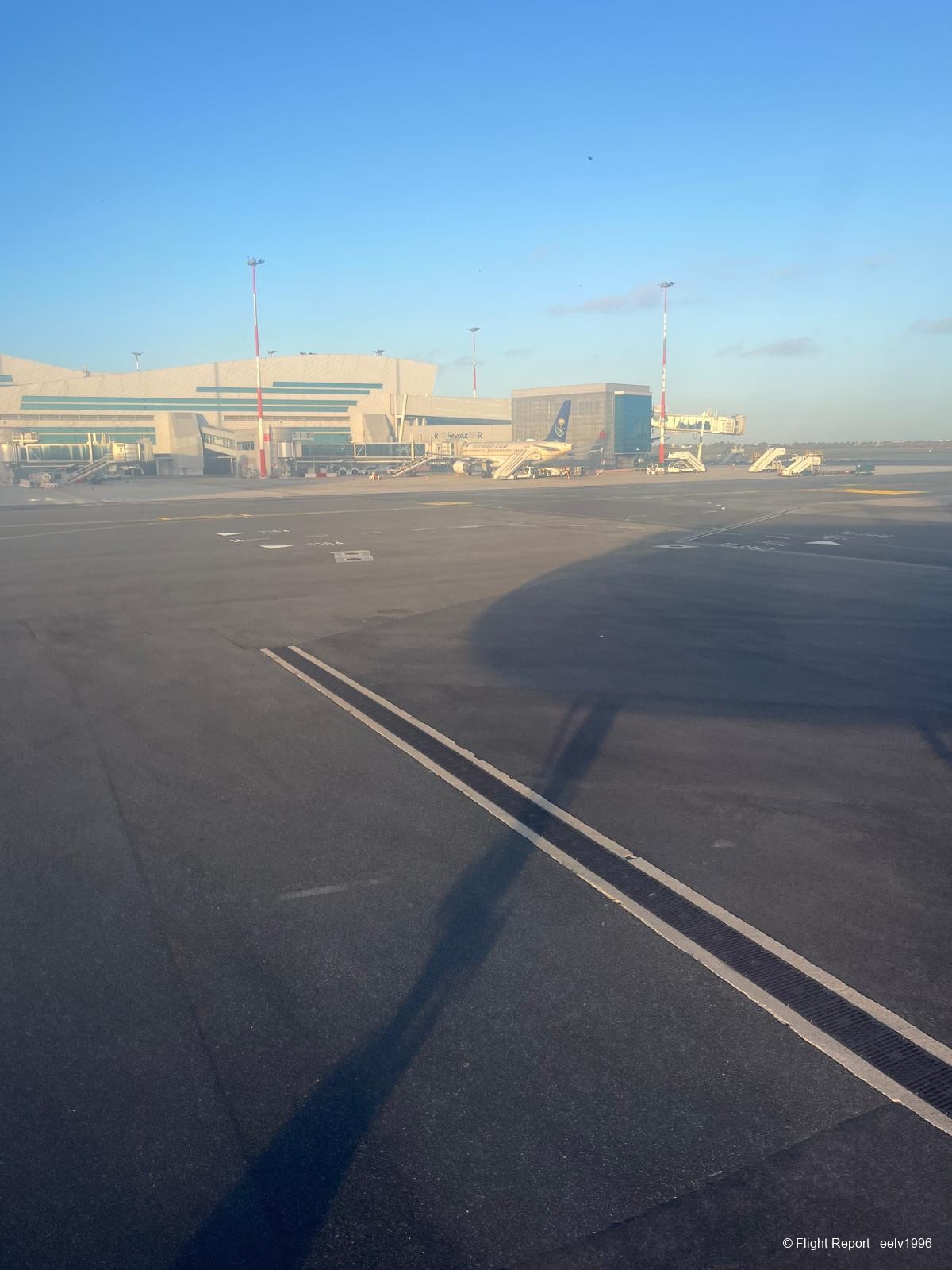 photo whatsapp-image-2025-12-17-at-10531818e