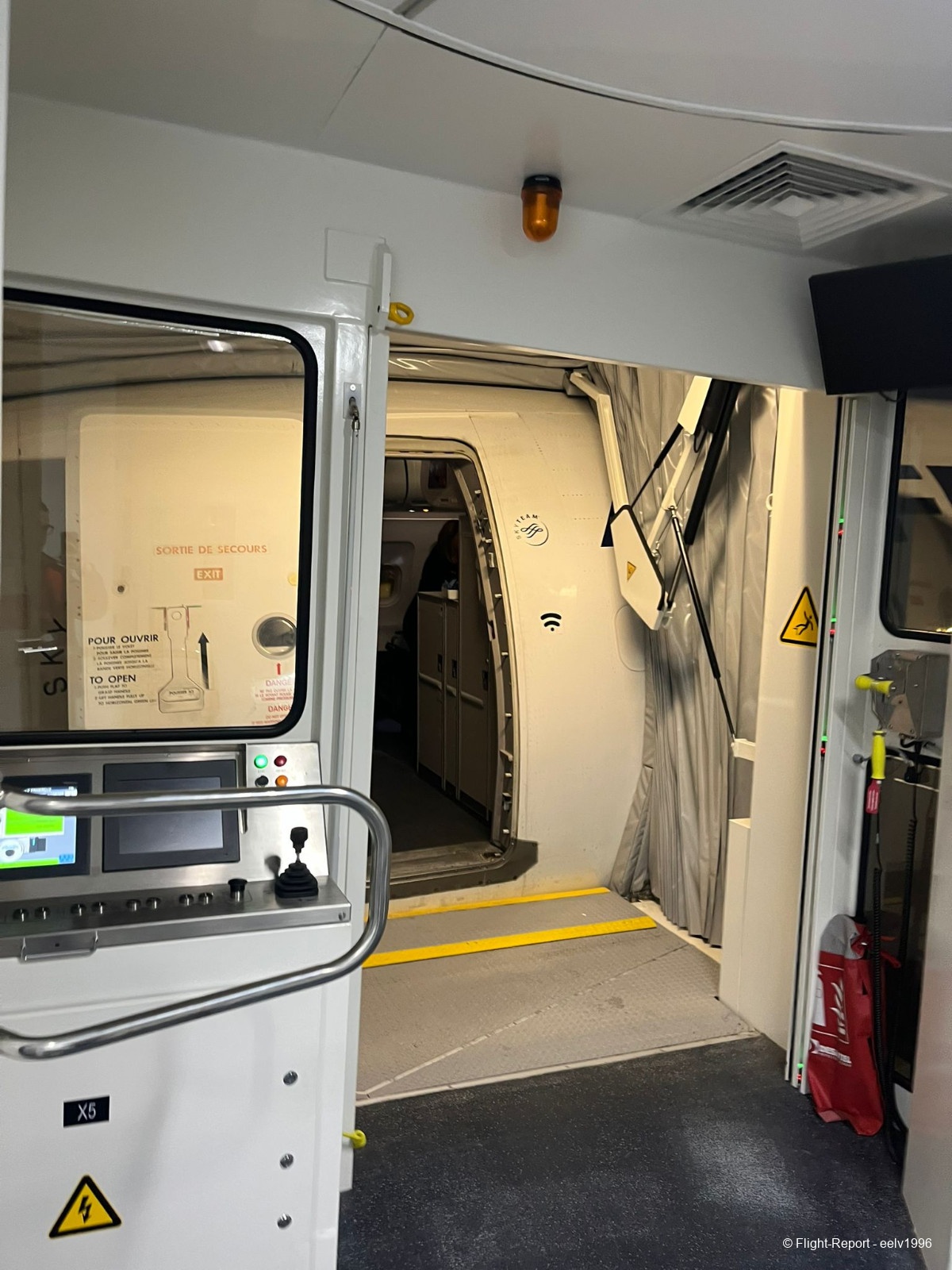 photo whatsapp-image-2026-04-11-at-1126474