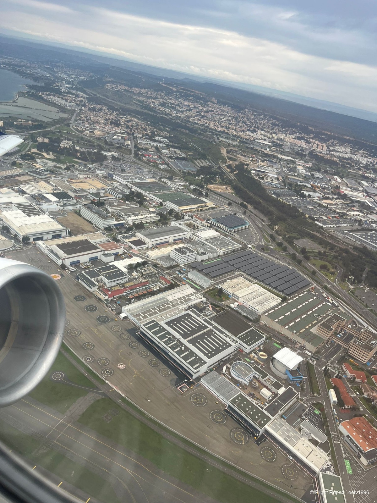 photo whatsapp-image-2026-04-15-at-100907