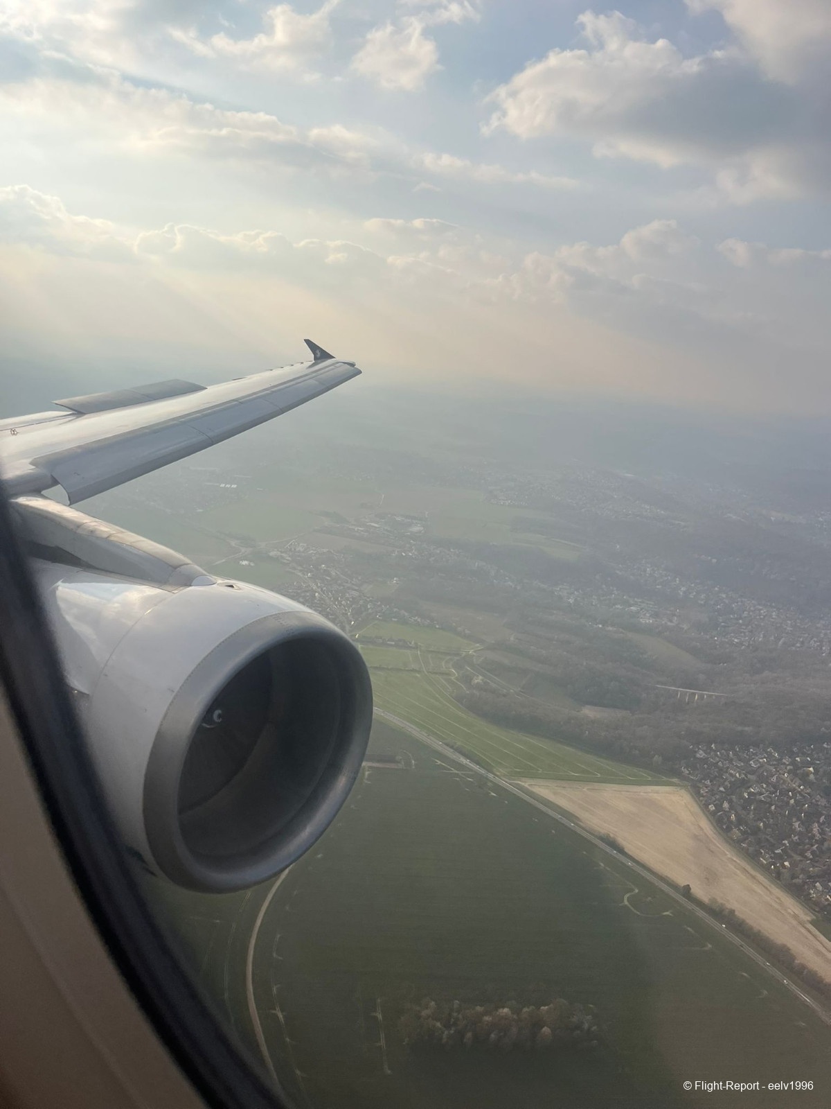 photo whatsapp-image-2026-04-15-at-100920