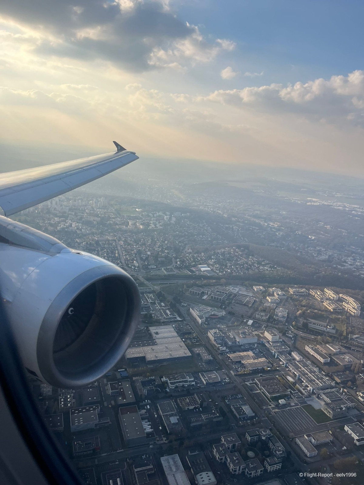 photo whatsapp-image-2026-04-15-at-100922