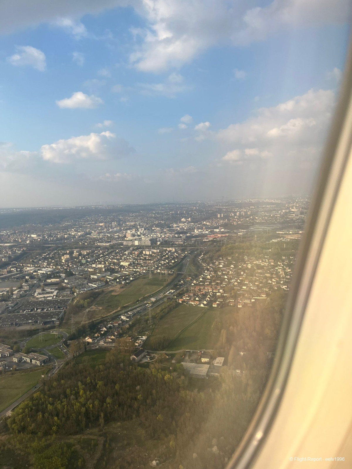 photo whatsapp-image-2026-04-15-at-101011