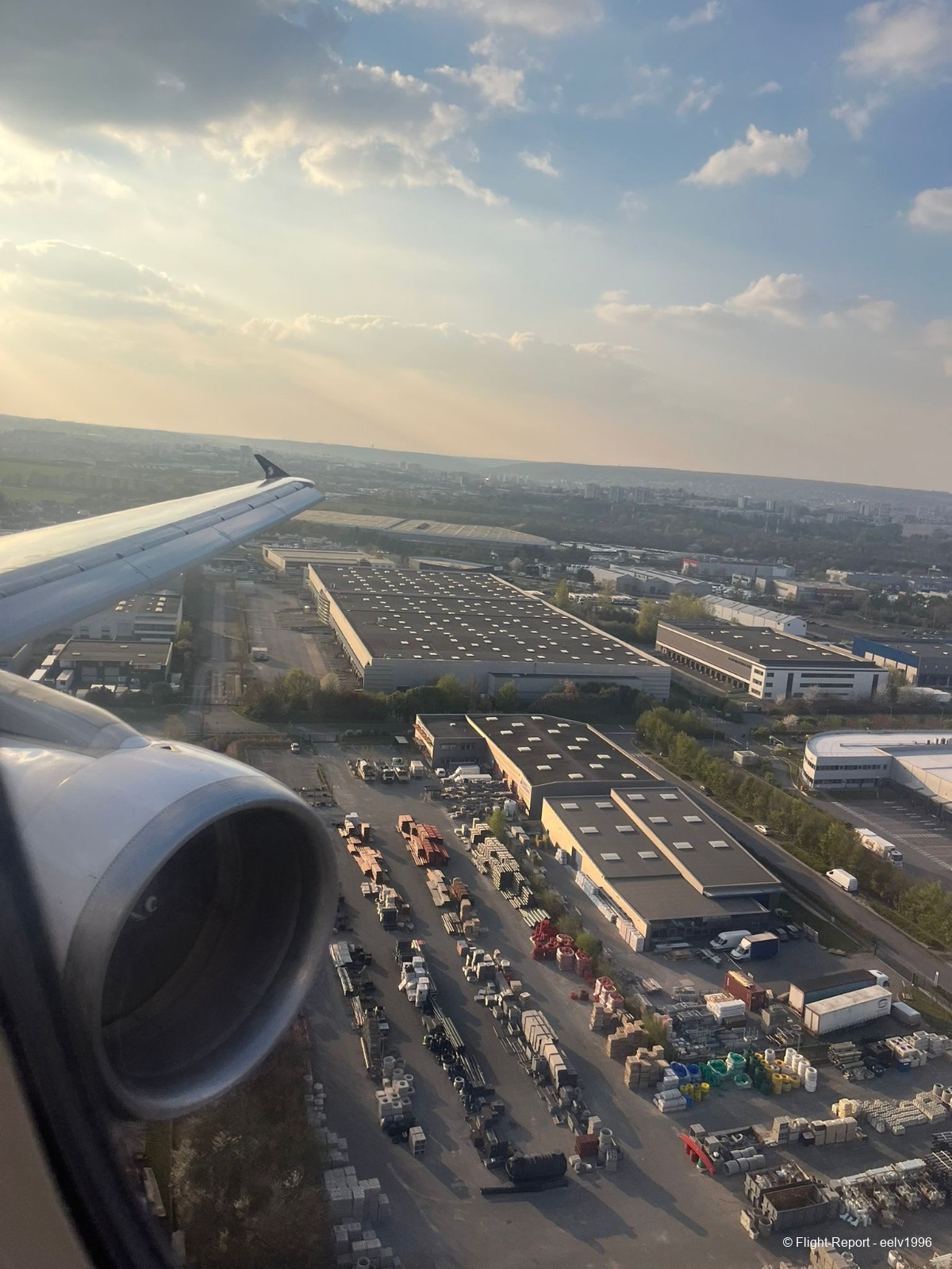 photo whatsapp-image-2026-04-15-at-1010122