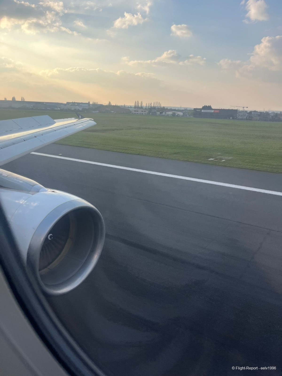 photo whatsapp-image-2026-04-15-at-1010123