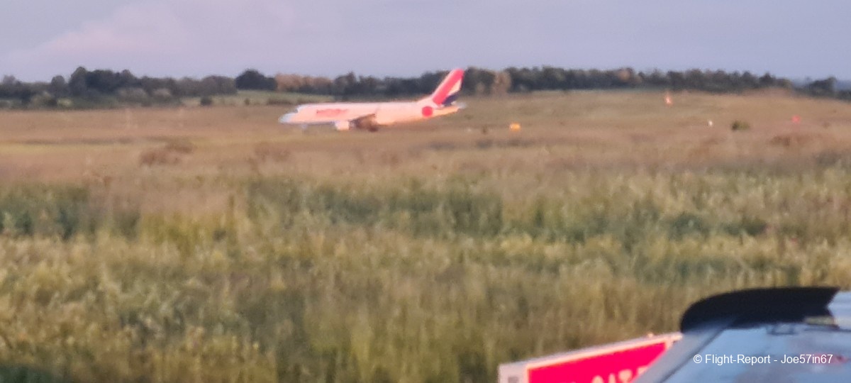 photo 20250514_204422