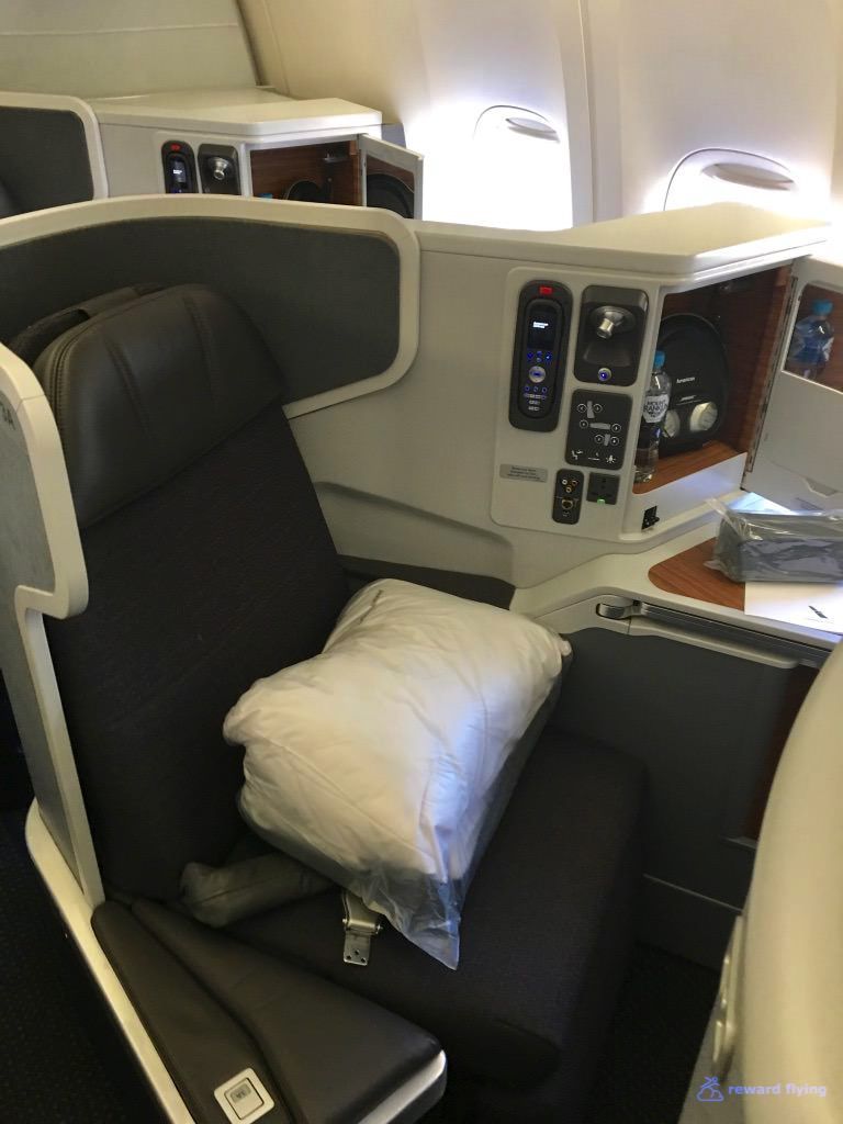 Review of American Airlines flight from Sydney to Los Angeles in First