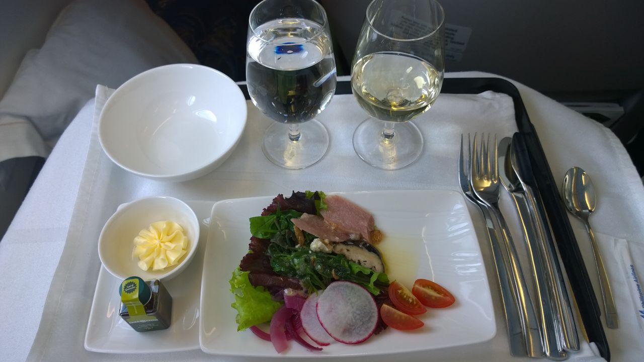 Review of Philippine Airlines flight from Manila to Sydney in Business