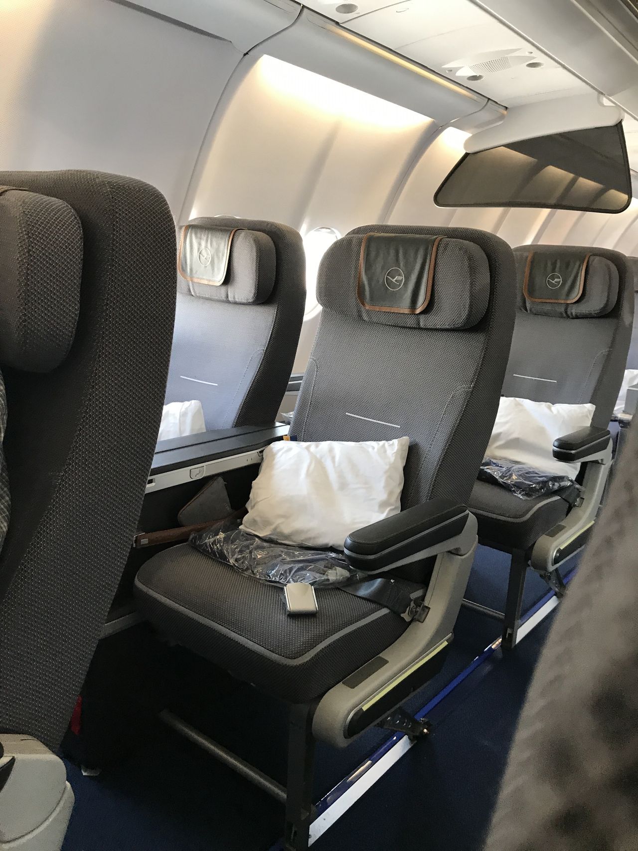 Review of Lufthansa flight from Munich to Miami in Premium Eco