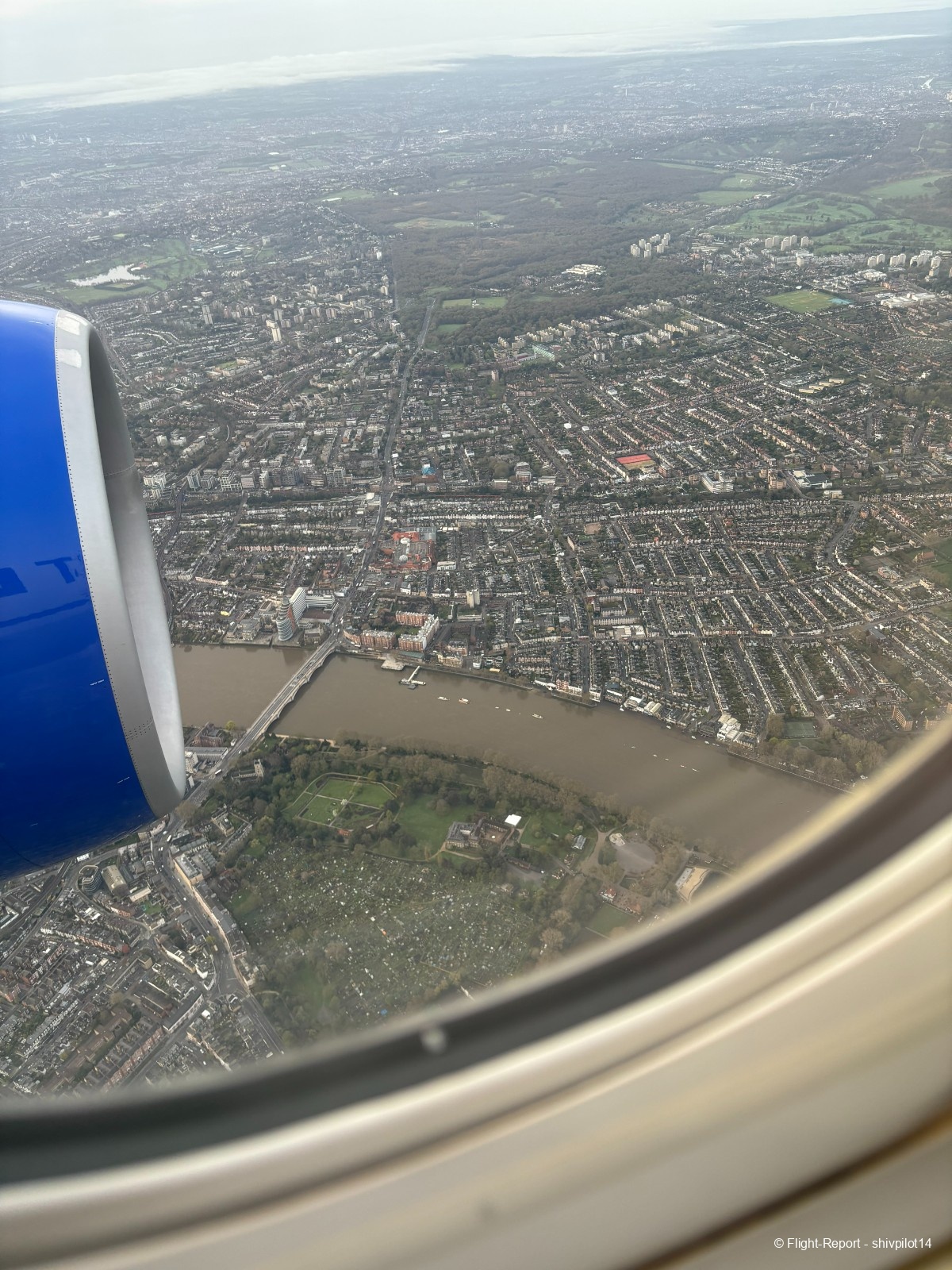 photo approach-into-london