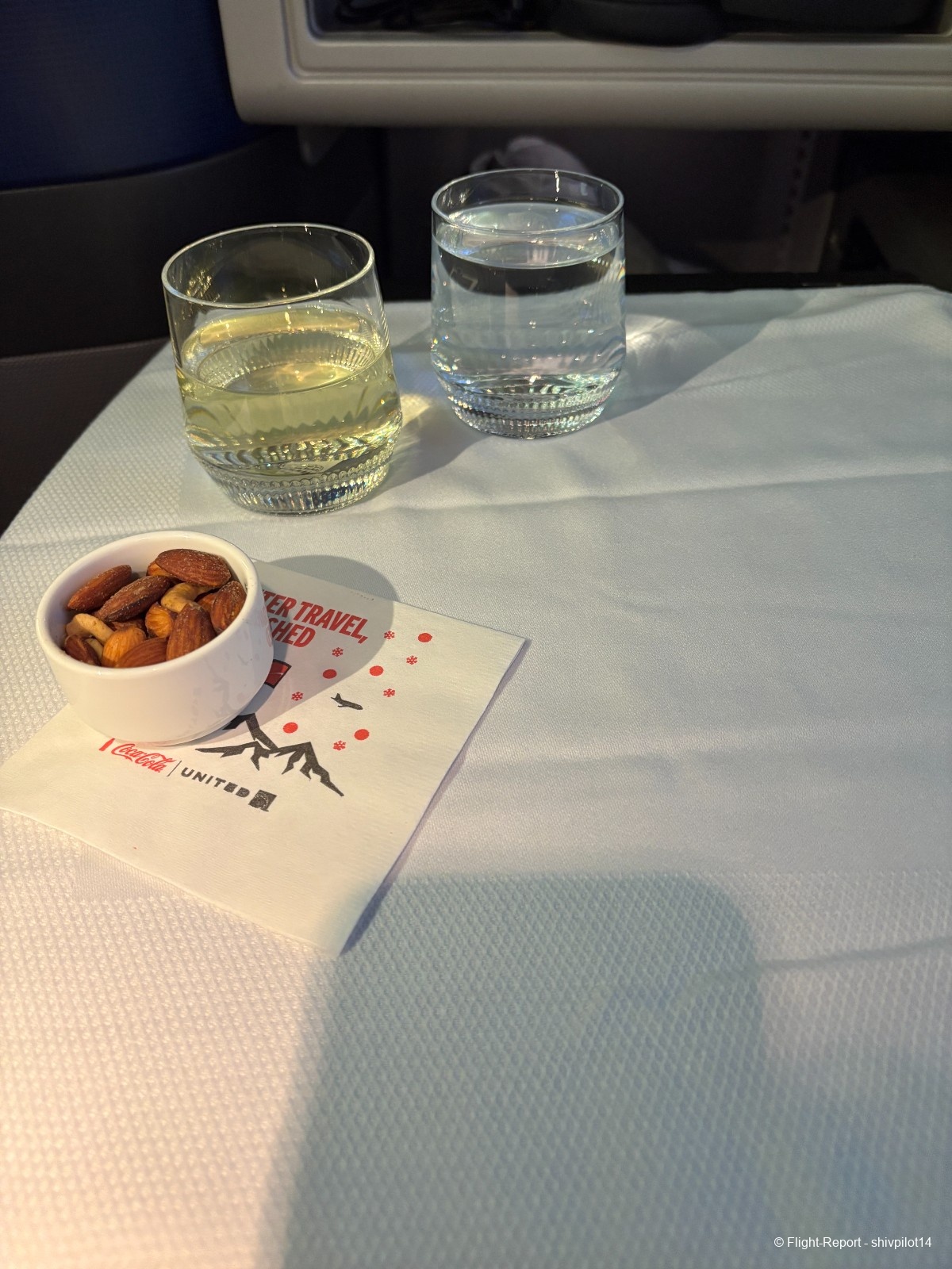 photo drink-and-nuts