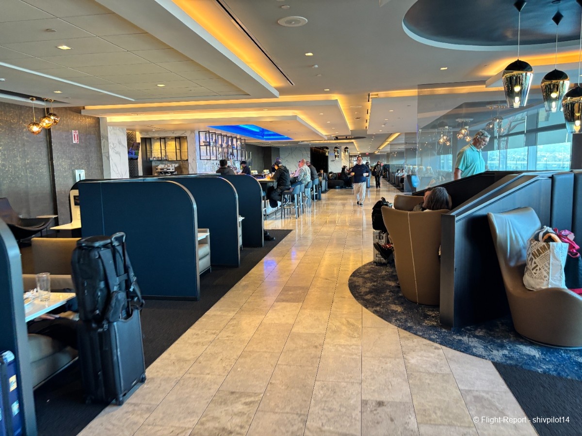 photo main-seating-area-1