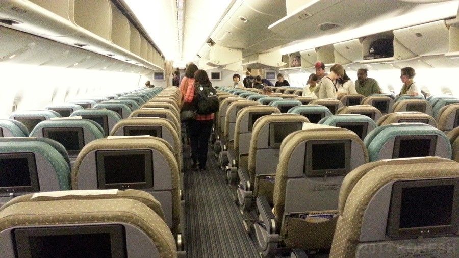 Review of Singapore Airlines flight from Sydney to Singapore in Economy