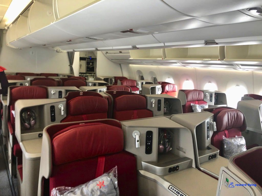 Review of Hong Kong Airlines flight from Taipei to Hong Kong in Business