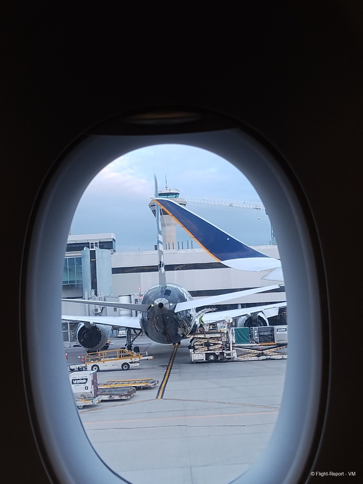 photo 1000028216