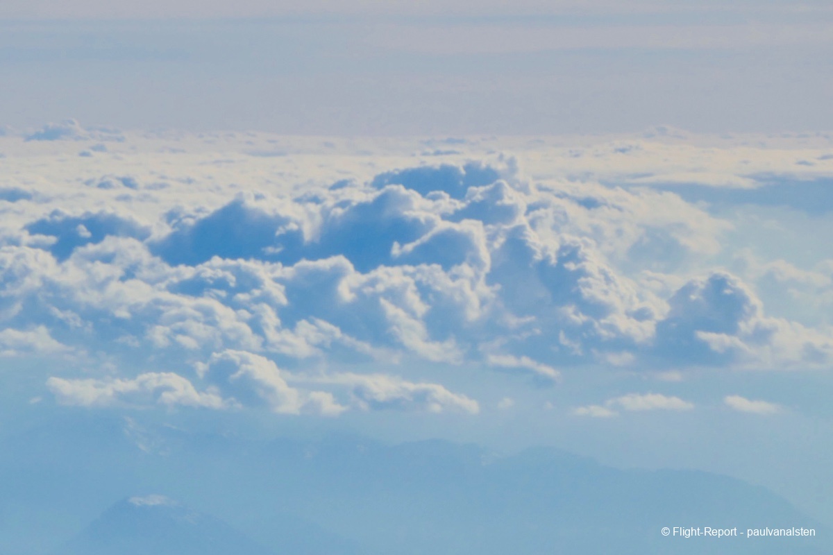 photo d907a76c-ea51-49e7-a710-92f5716ed676