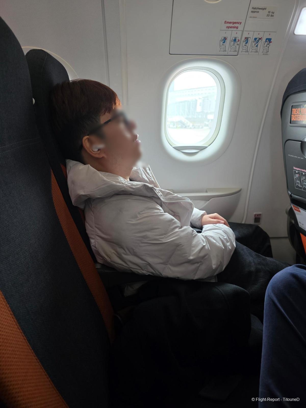 photo signal-2025-12-31-175157_023-58118