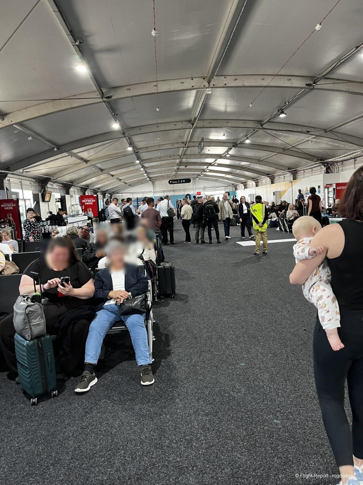 Qantas Maroochydore → Melbourne